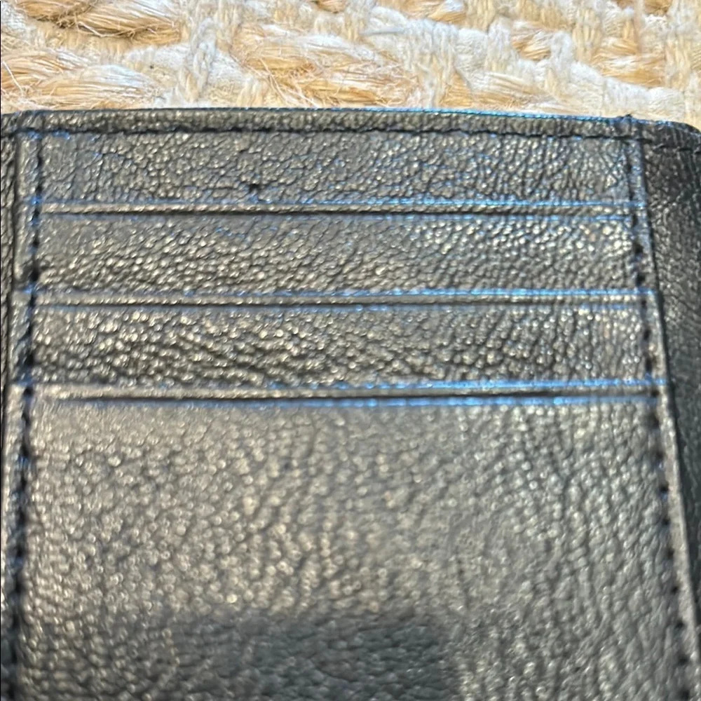 True Religion Black Key Card Holder with Horseshoe Emblem-tri-fold